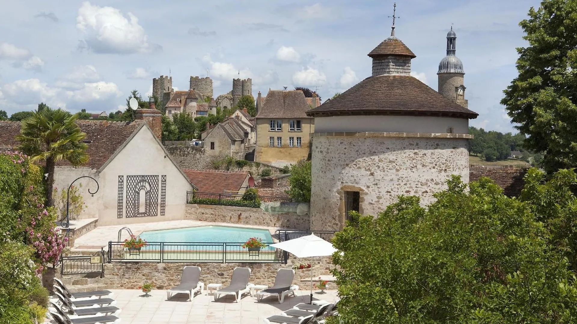 Hob Montespan Talleyrand Hotel Bourbon-lʼArchambault