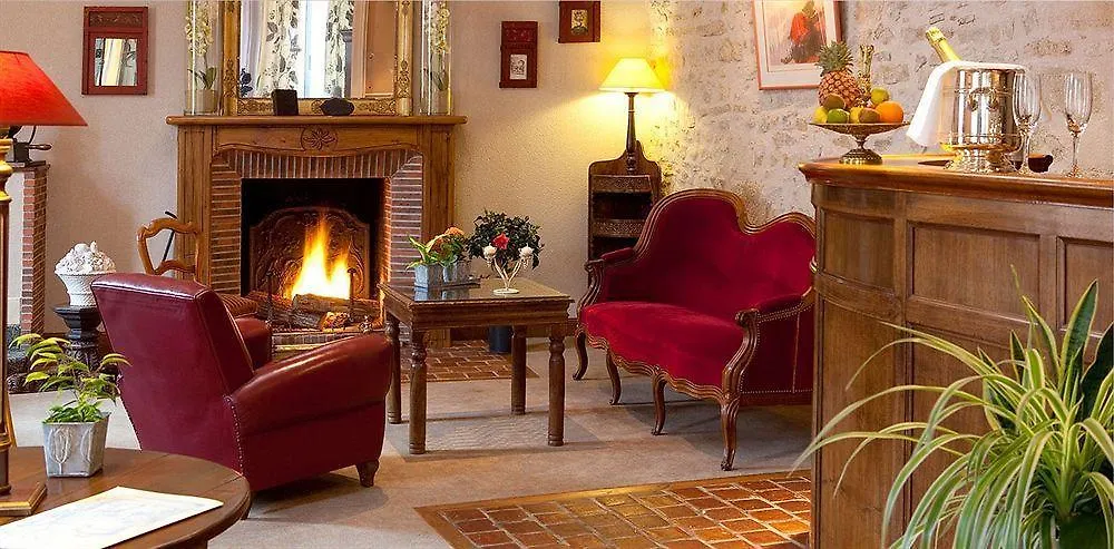 Hob Montespan Talleyrand Hotel Bourbon-lʼArchambault