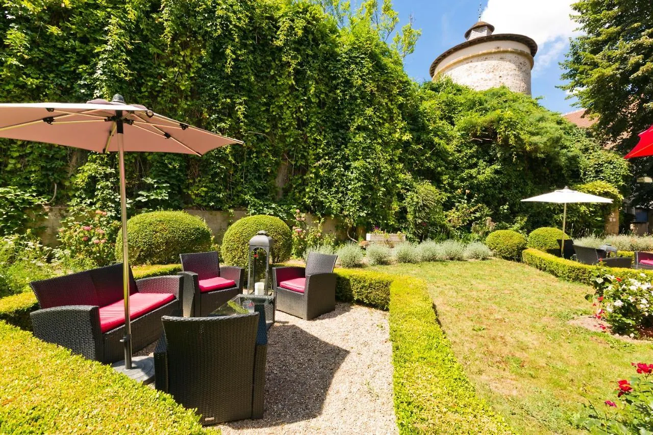 Hob Montespan Talleyrand Hotel Bourbon-lʼArchambault França