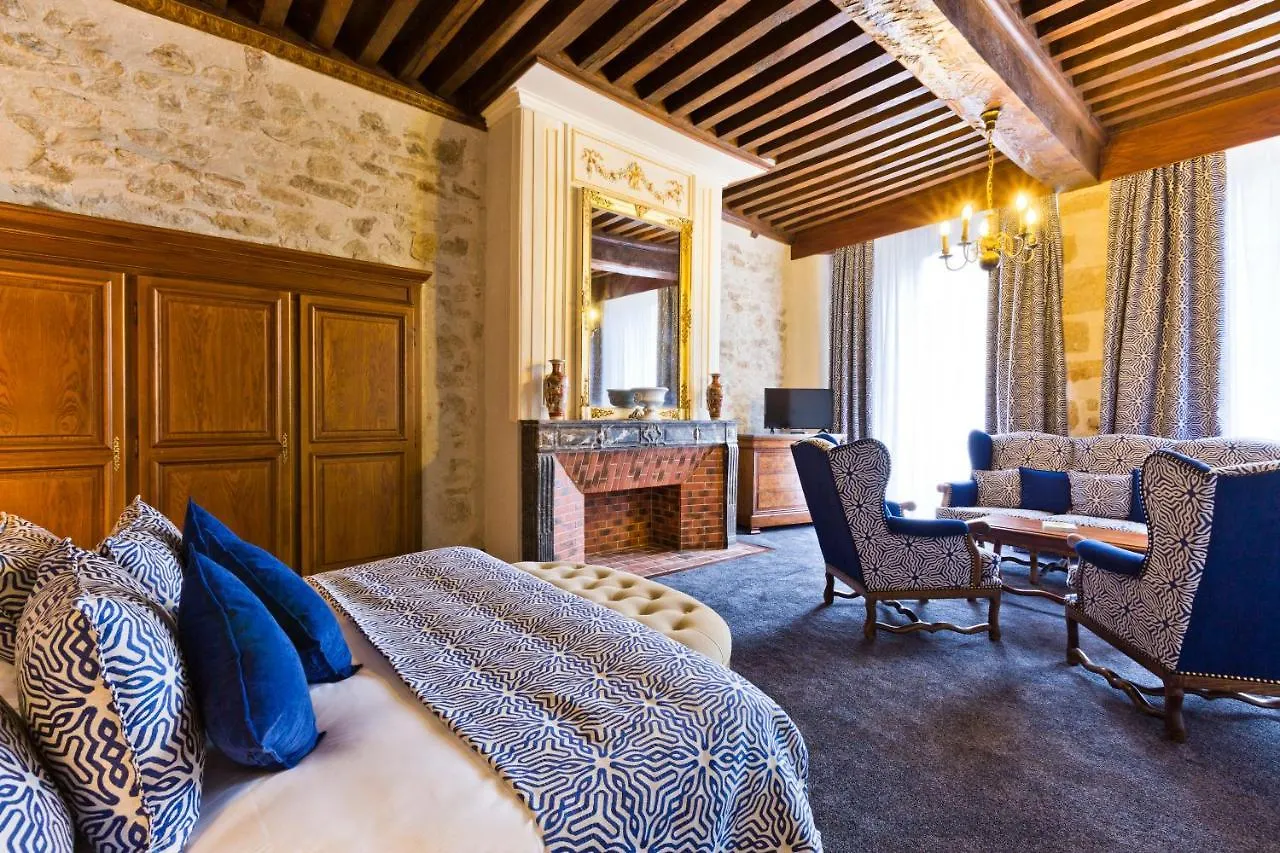Hob Montespan Talleyrand Hotel Bourbon-lʼArchambault