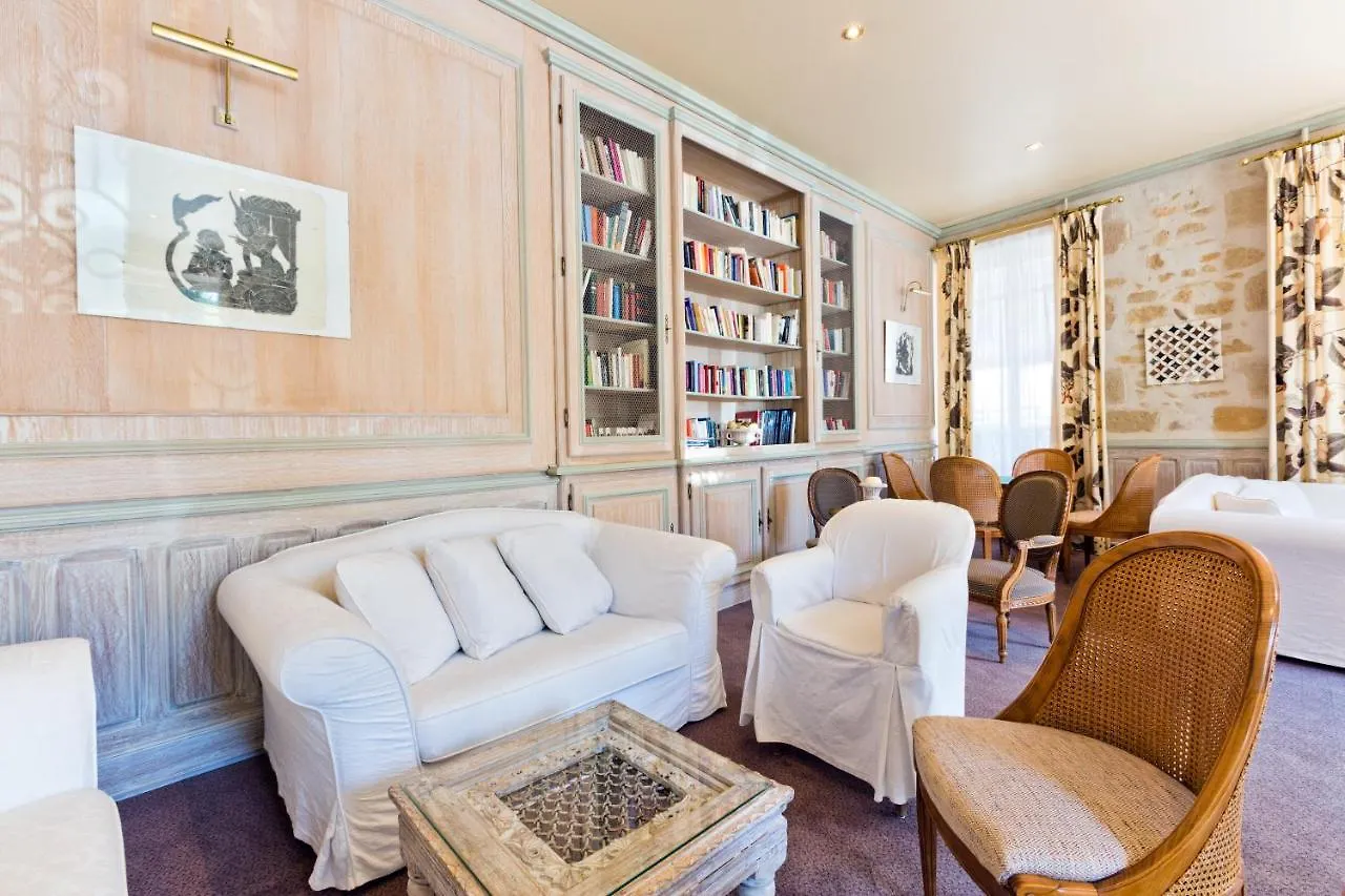 Hob Montespan Talleyrand Hotel Bourbon-lʼArchambault França